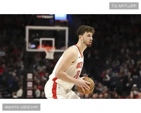 乌度卡首发阵容兼容性矛盾，申京与阿门外线投射短板互拖累